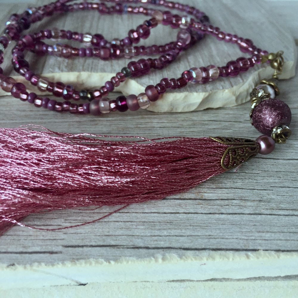 New Mauve and swarovski sautoir necklace